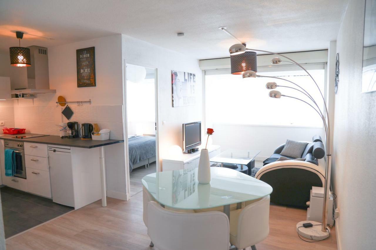 Appartements Du Leman - Proches Geneve - Parkings Prives Gratuits Annemasse Exterior foto