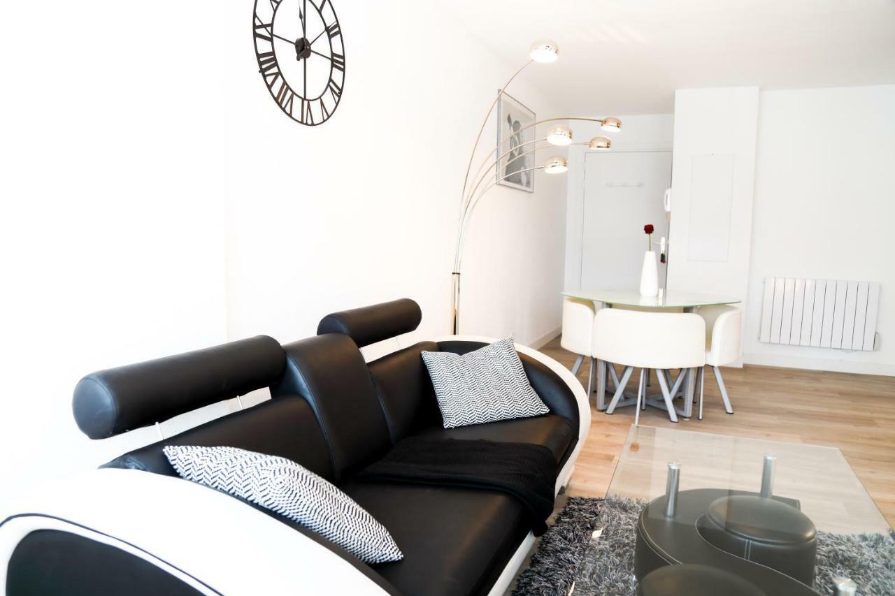 Appartements Du Leman - Proches Geneve - Parkings Prives Gratuits Annemasse Exterior foto